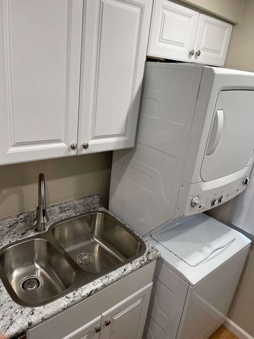 Las Vegas Apartment: 2665 S Bruce St