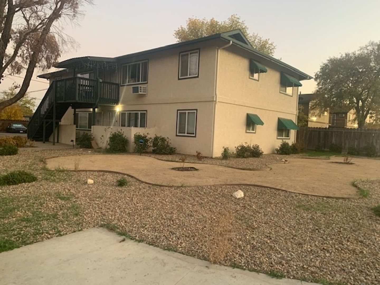 San Miguel Apartment: 225 11th St.