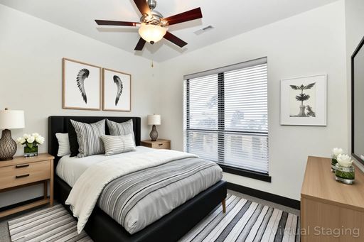 One-Bedroom with Undeniable Style, Extraordinary Location! – photo 1