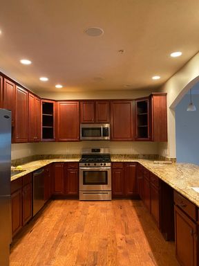 Spacious Two-Bedroom, Two-Bathroom with a Bonus Room! – photo 1