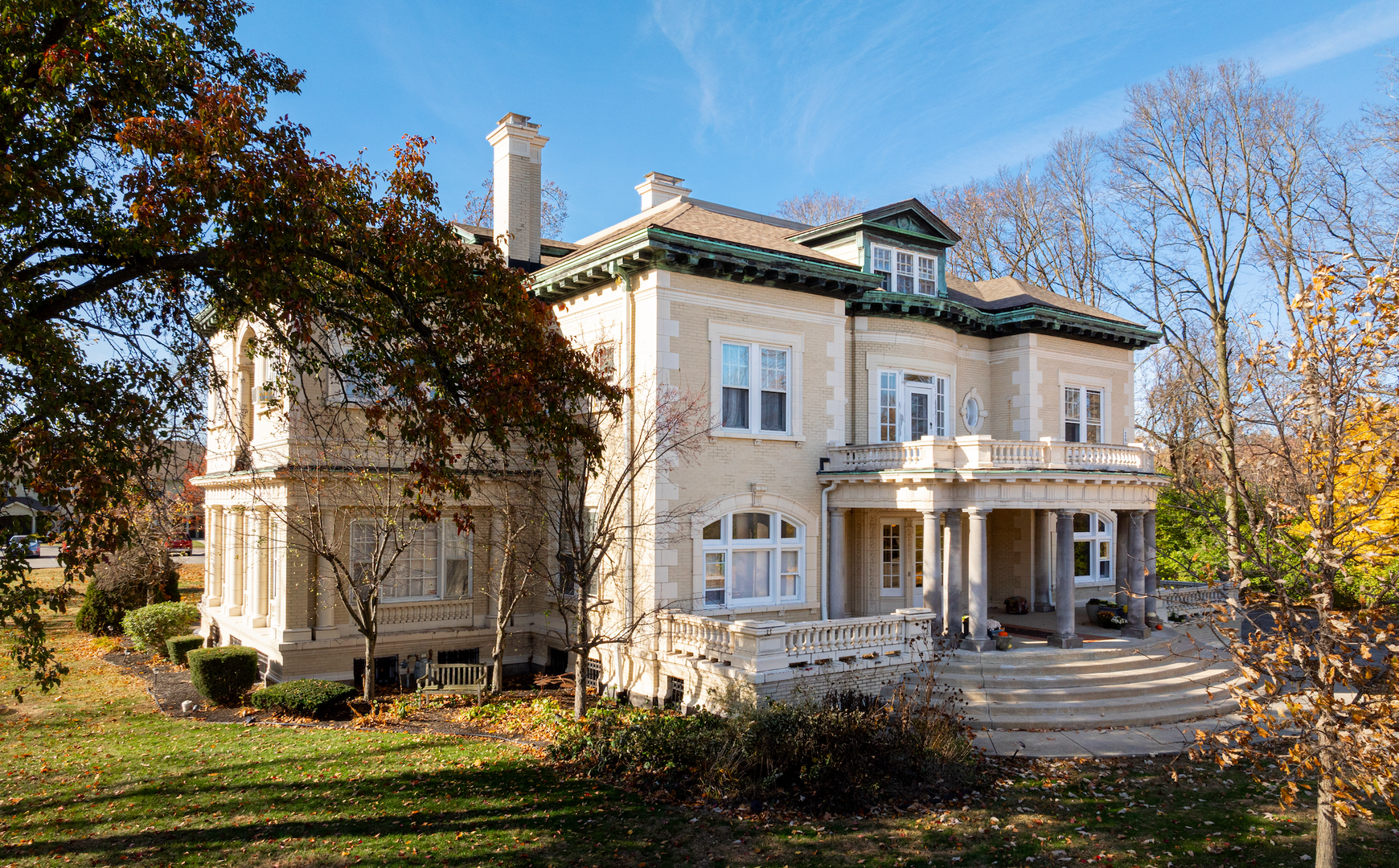 Indianapolis Apartment: 2602 Mansion Dr.