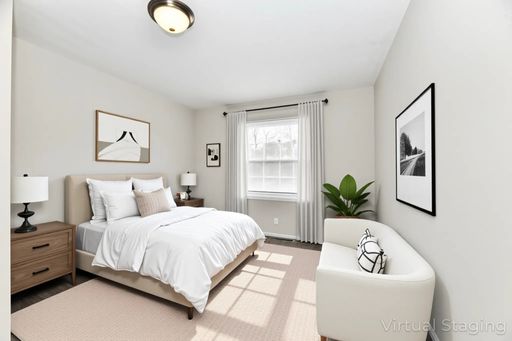Spacious Two-Bedroom, Two-Bath Apartment Home in the Heart of Carmel Arts District! – photo 1