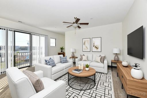 Bright and Open Two Bedroom Retreat – photo 1