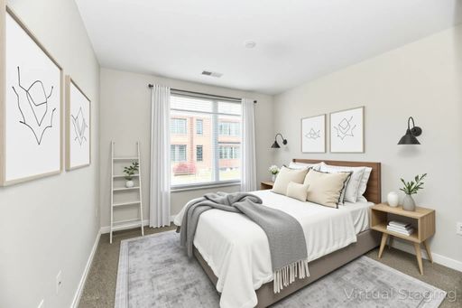 Luxury Apartment in Fountain Square – photo 1