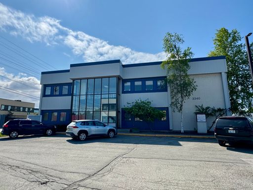 1st Floor Office Space in Arctic Plaza – photo 1