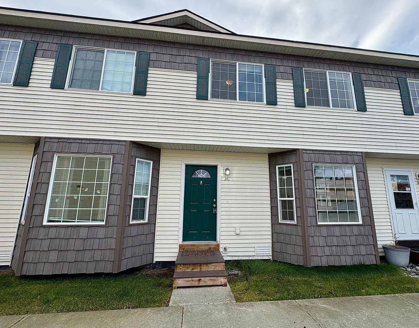 Anchorage Townhome: 141 Matthew Paul Way