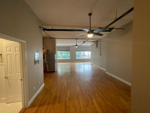 Spacious Studio Downtown Dover! – photo 1