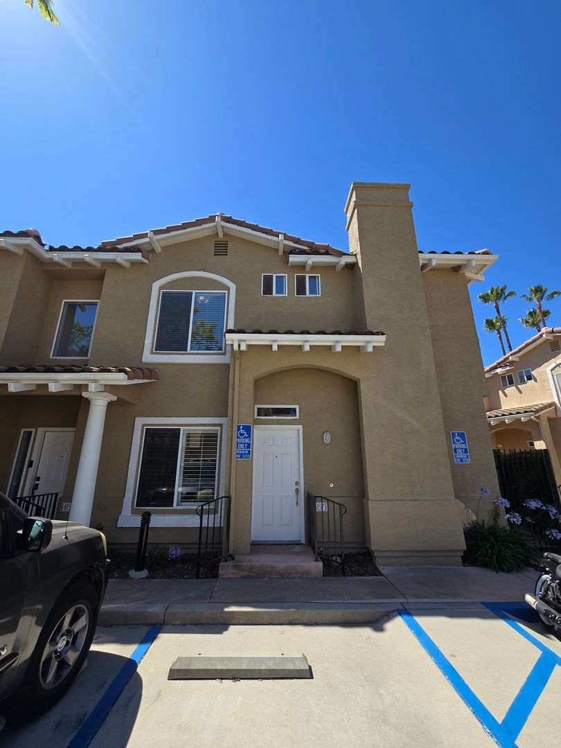 Moorpark Townhome: 4157 Brookcrest Court