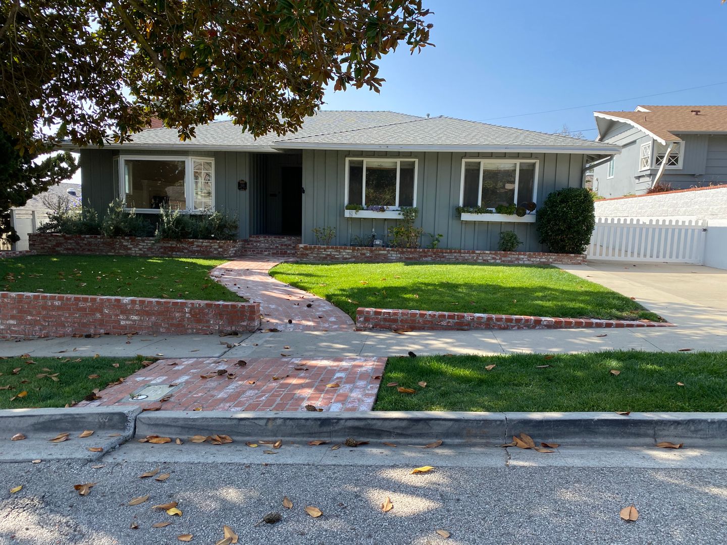 Ventura House: 369 Sierra Drive