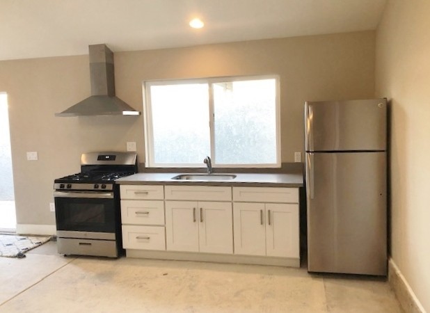 Thousand Oaks Apartment: 1410 Calle Violeta
