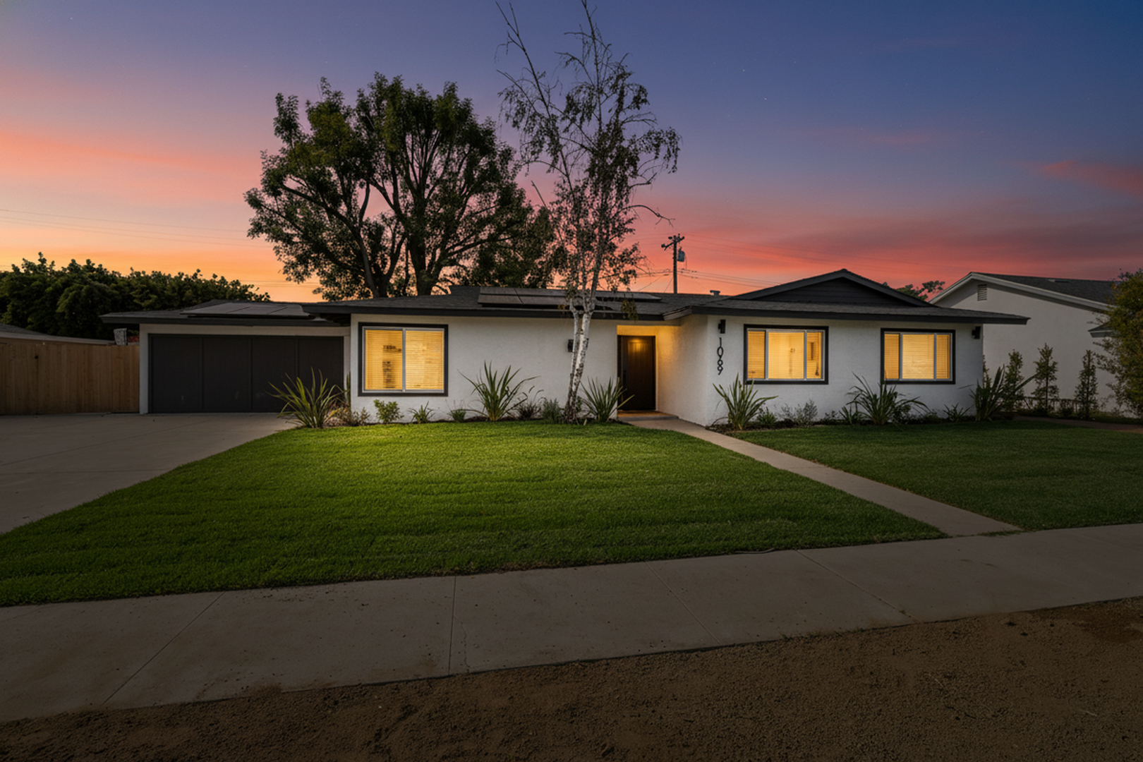 Simi Valley Apartment: 1069 Donner Ave