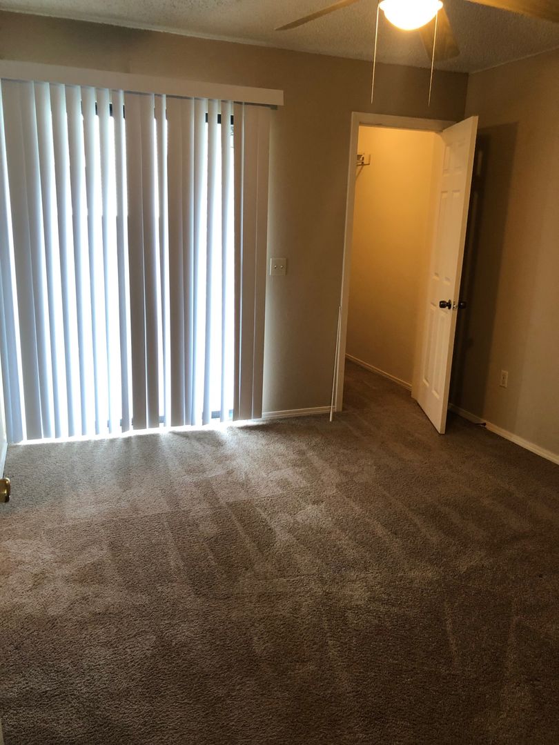 Springdale Apartment: 1509 S. West End St.