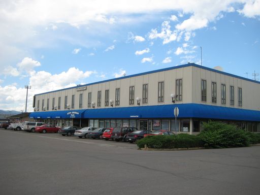 Large Office Space Right on Brooks Street! – photo 1