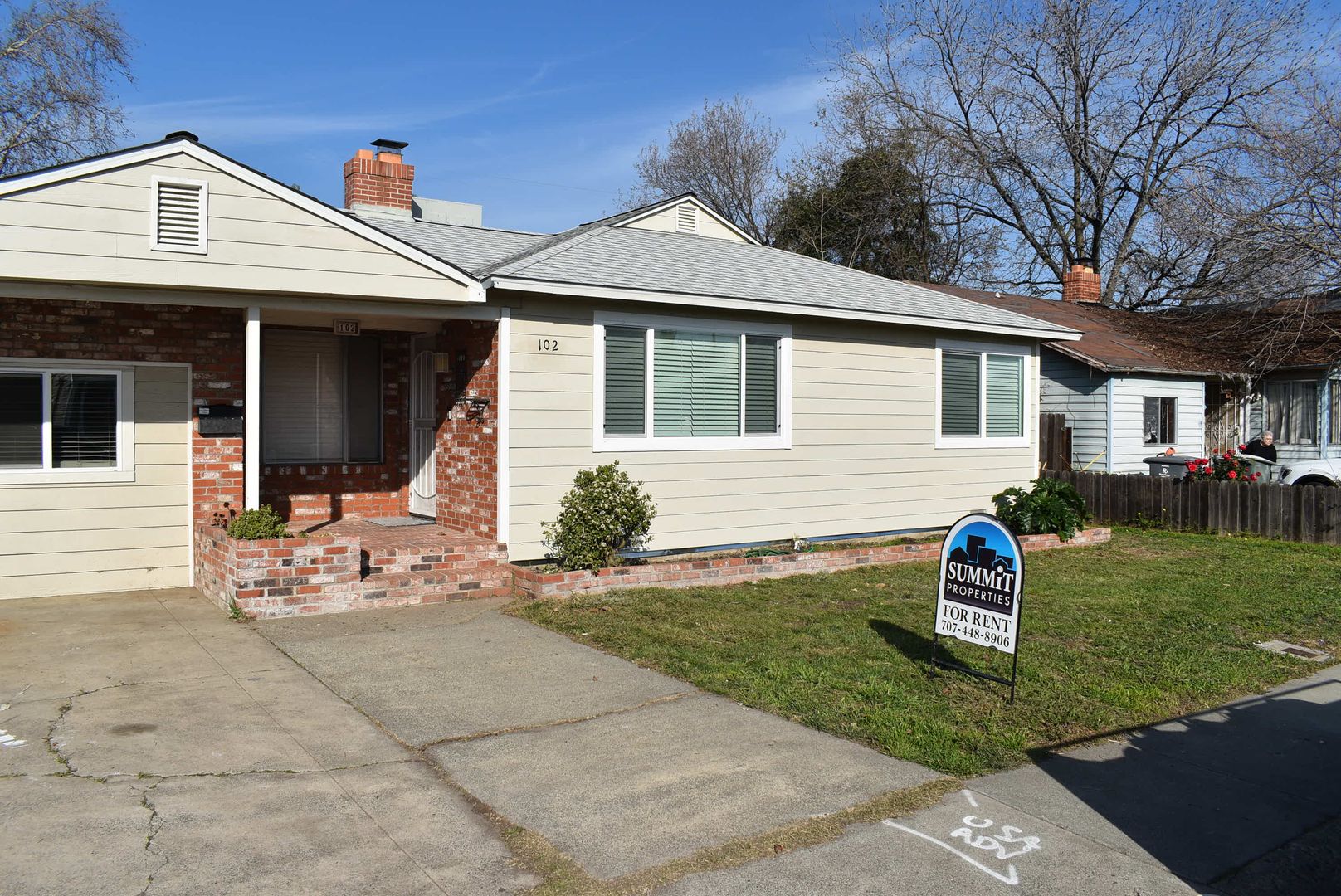 Vacaville House: 102 Laurel Street