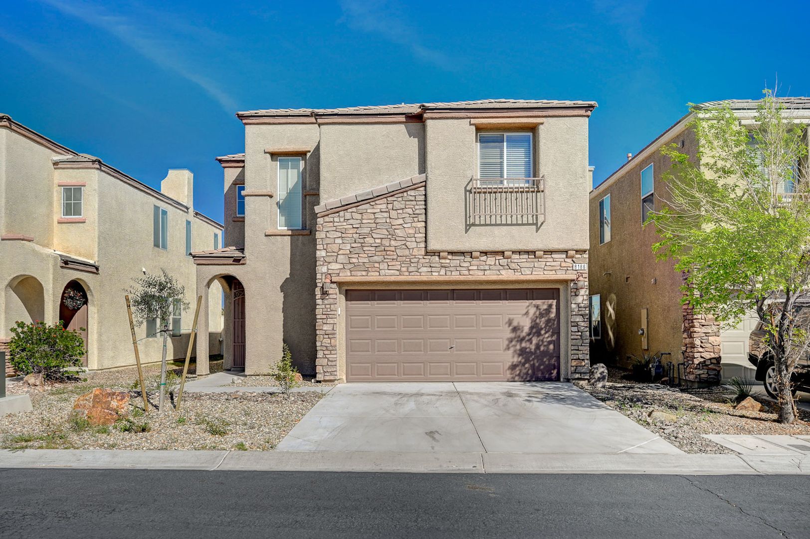 Las Vegas House: 8186 Lone Boulder
