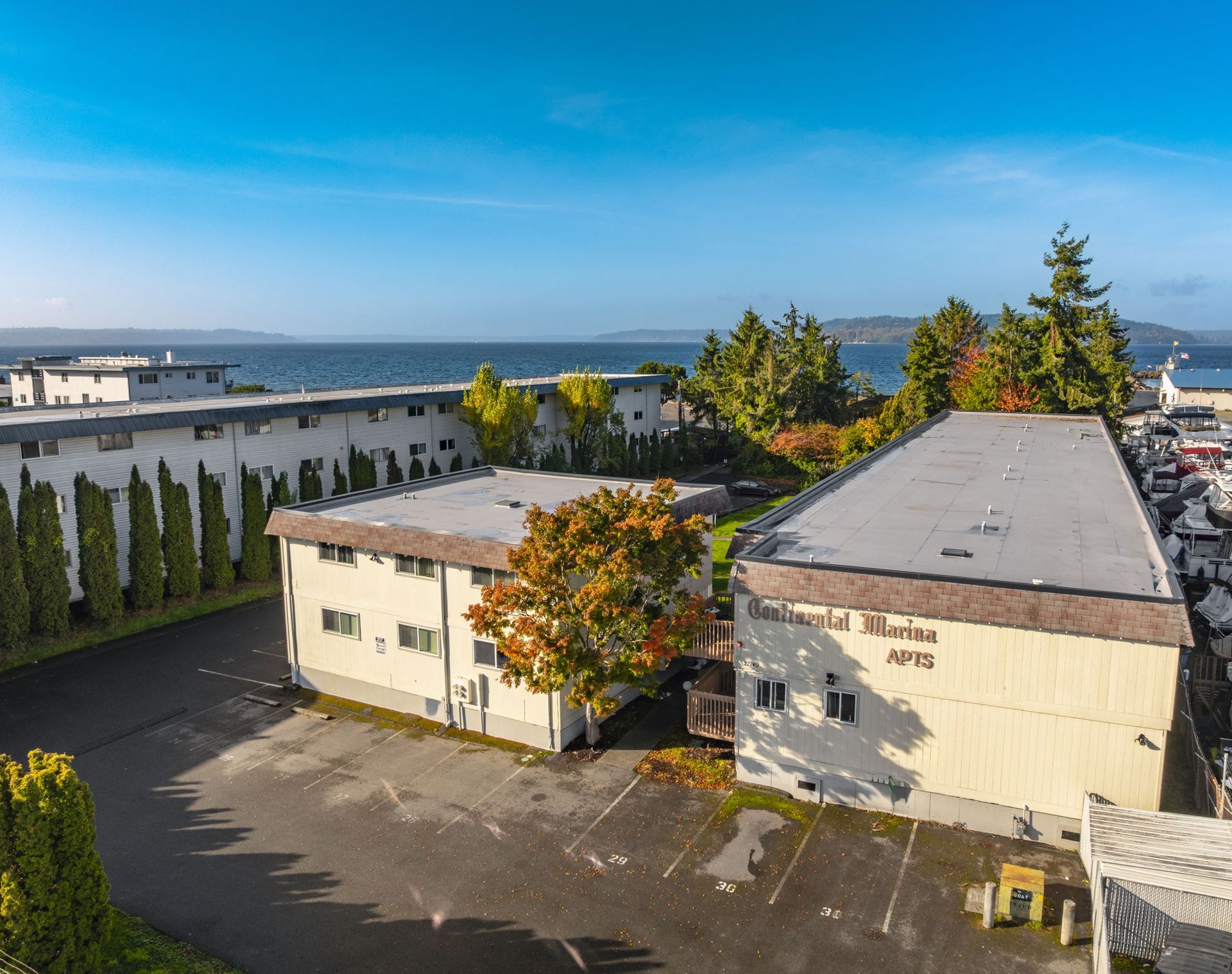 Des Moines Apartment: 22749 Marine View Dr S