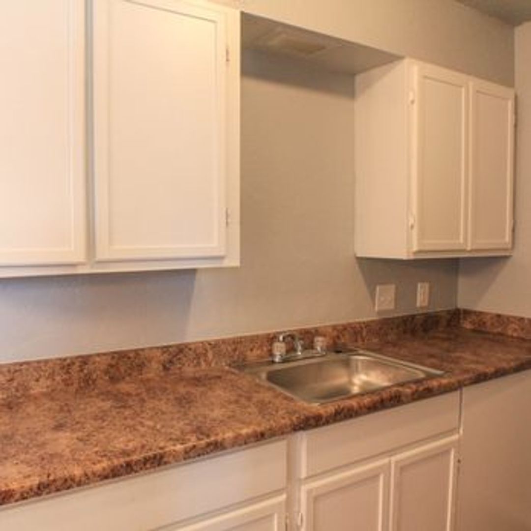 Oklahoma City Apartment: 616 SW 59