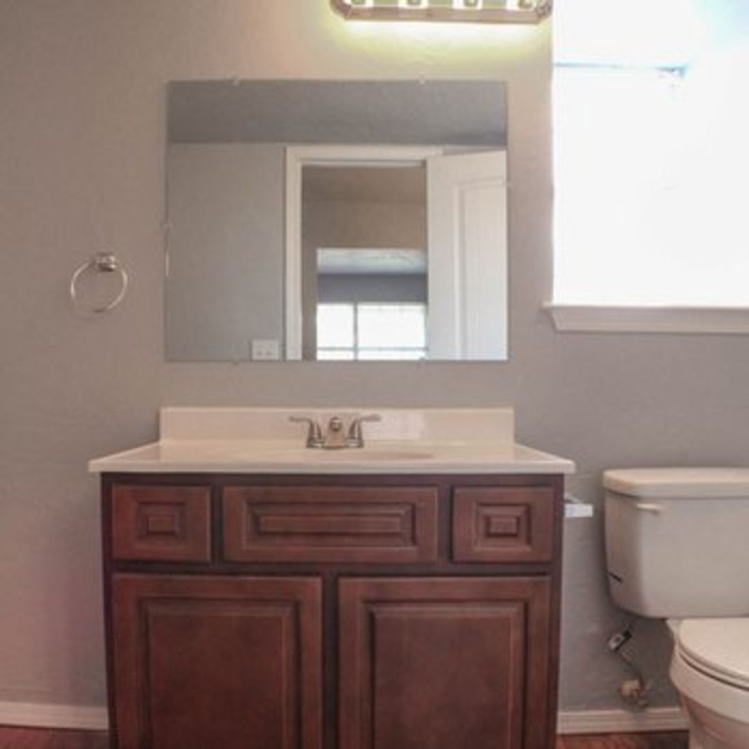 Oklahoma City Apartment: 616 SW 59