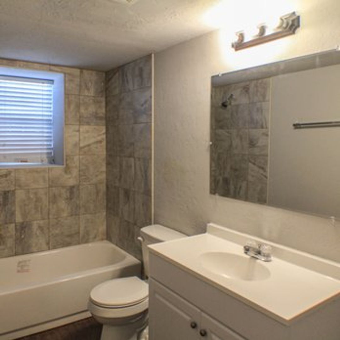 Oklahoma City Apartment: 616 SW 59