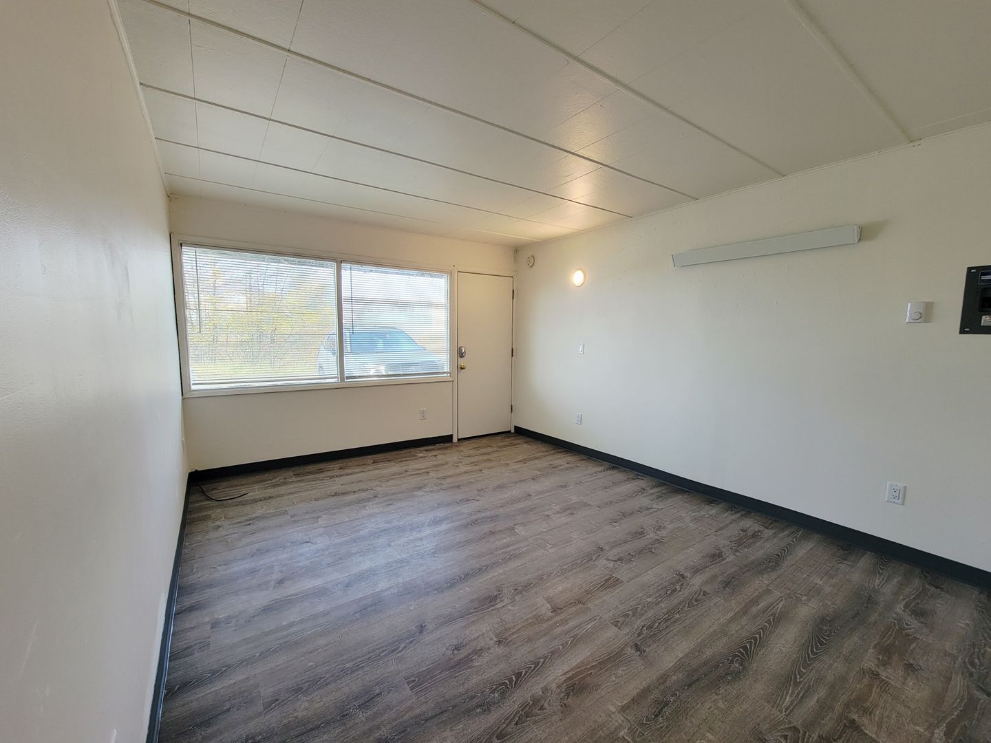 Juneau Apartment: 711 W Willoughby Ave