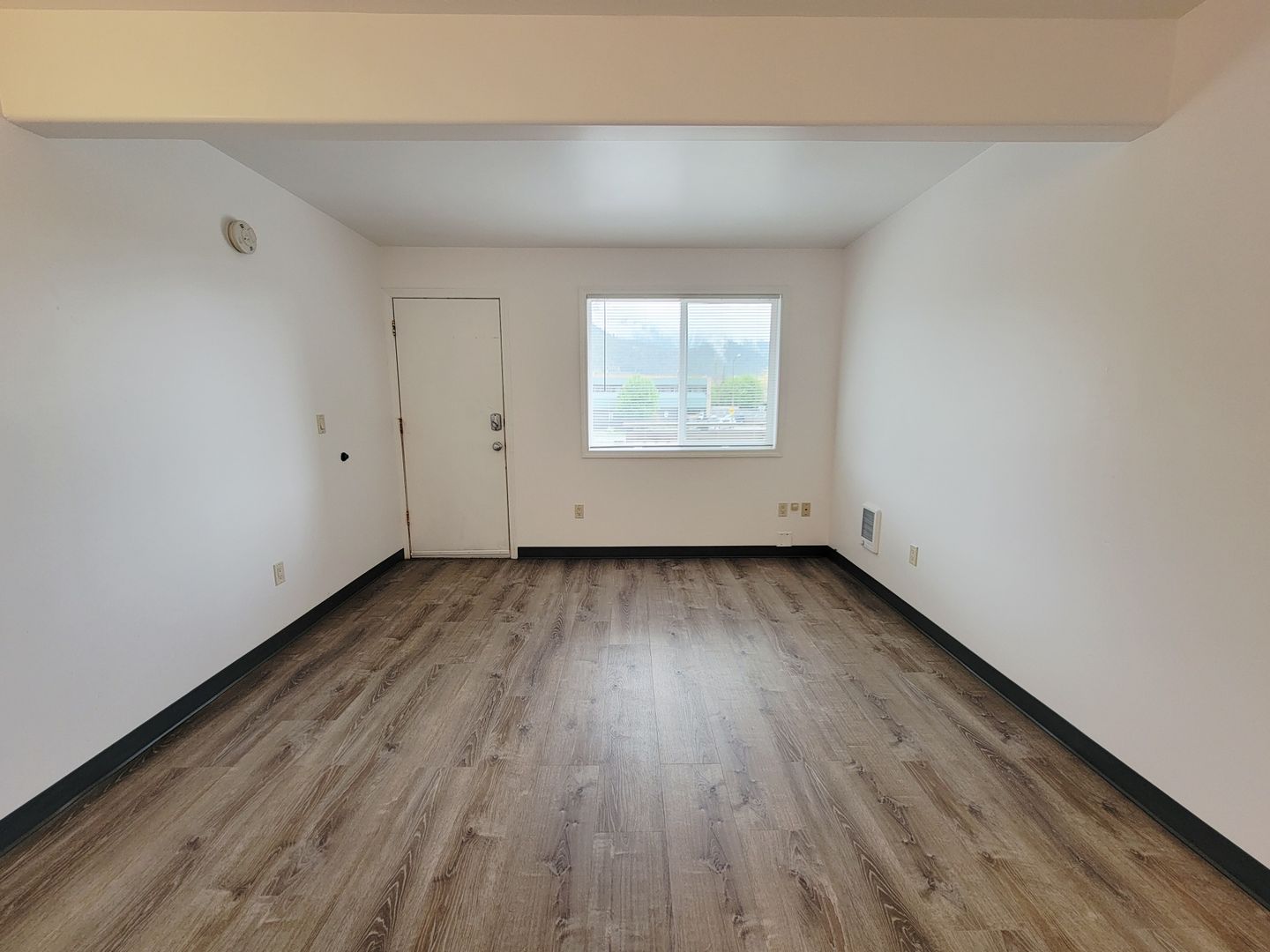 Juneau Apartment: 711 W Willoughby Ave