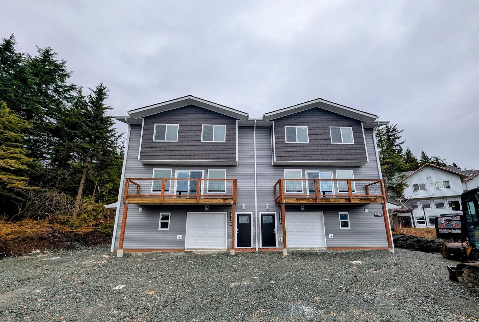 Juneau Apartment: 3736 Lee st