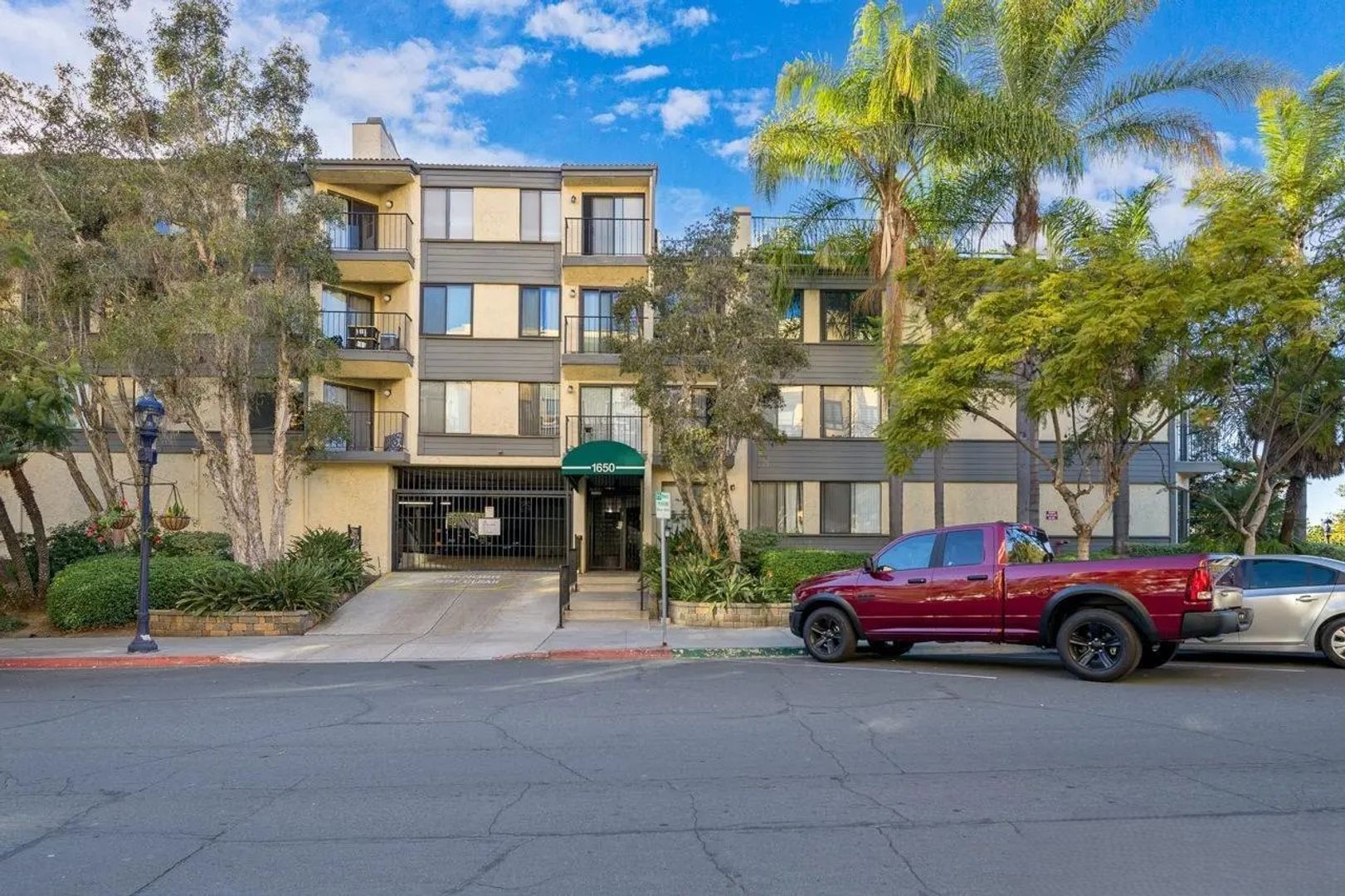 San Diego Condo: 1650 8th Avenue #405