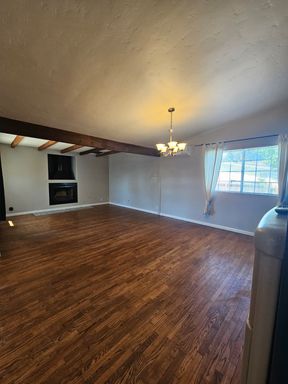 The Best of All Worlds – Beach, Military, and Community Living! – photo 1