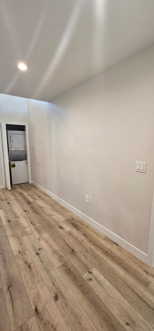 San Diego Apartment: 3613-3617 Alexia Place