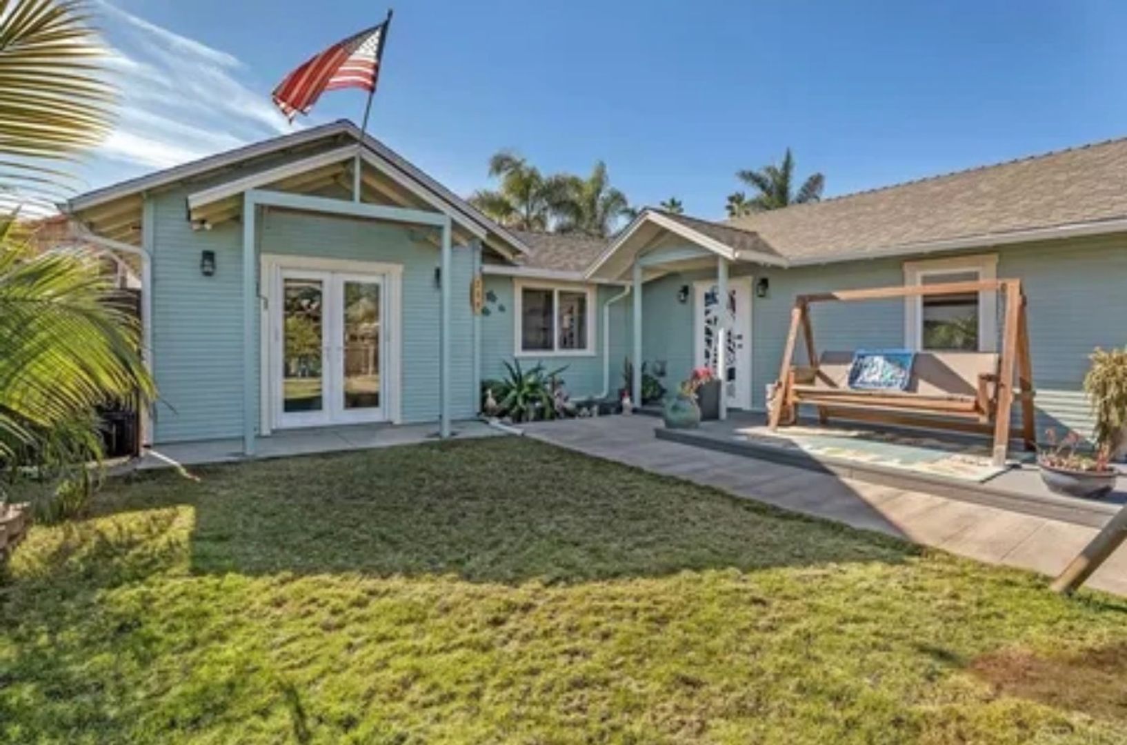 Imperial Beach House: 239 Elder Ave