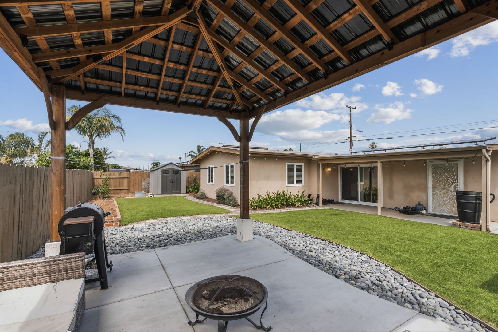 Imperial Beach House: 1127 Hemlock