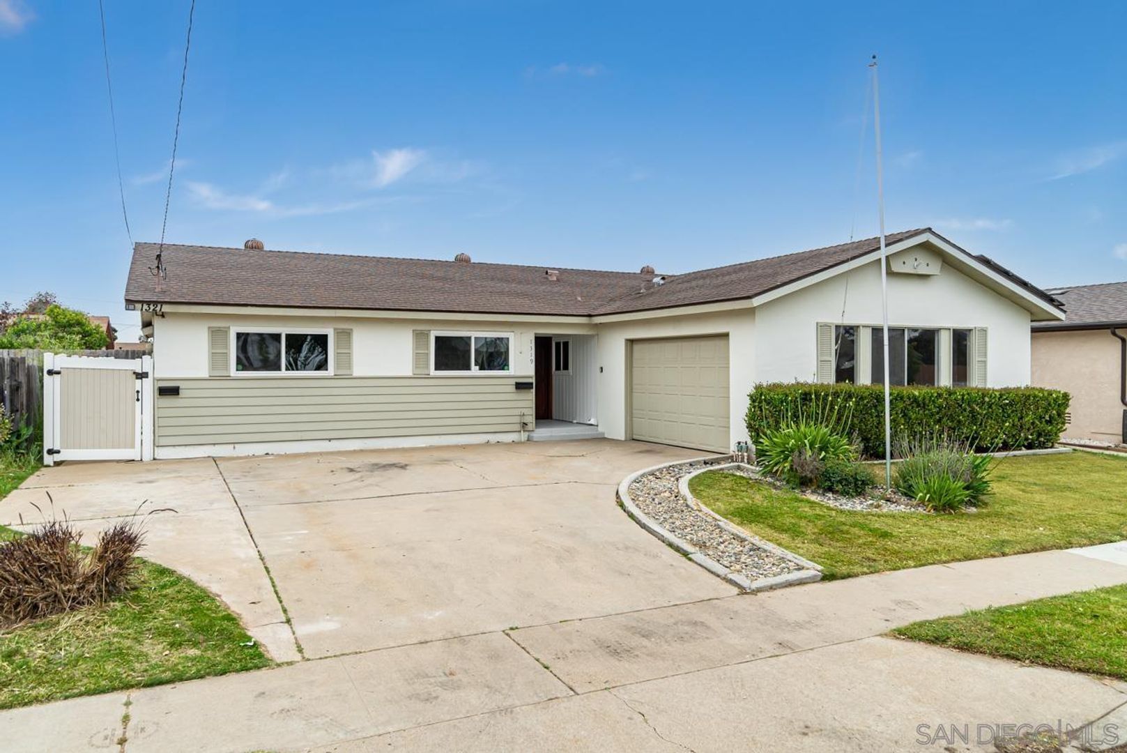 San Diego Apartment: 1319 Thermal Ave