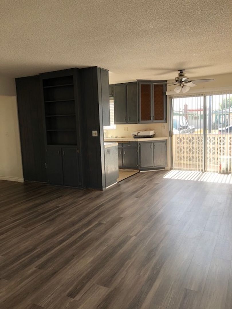 San Diego Apartment: 4160 Illinois St.