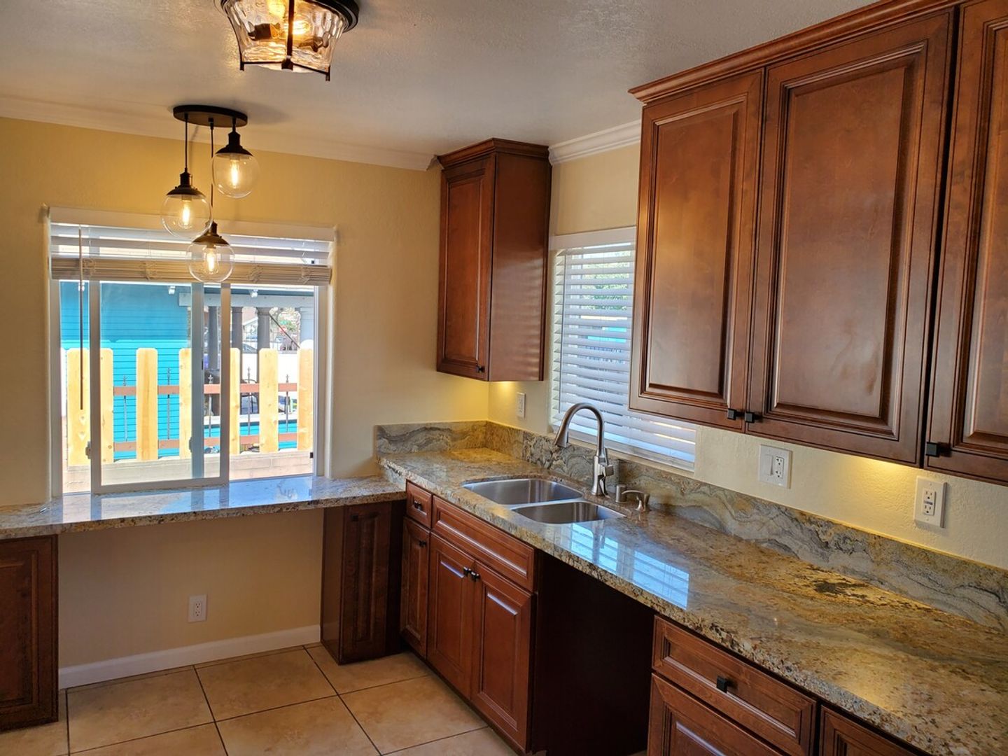 San Diego Apartment: 3841-3845 Superior Street