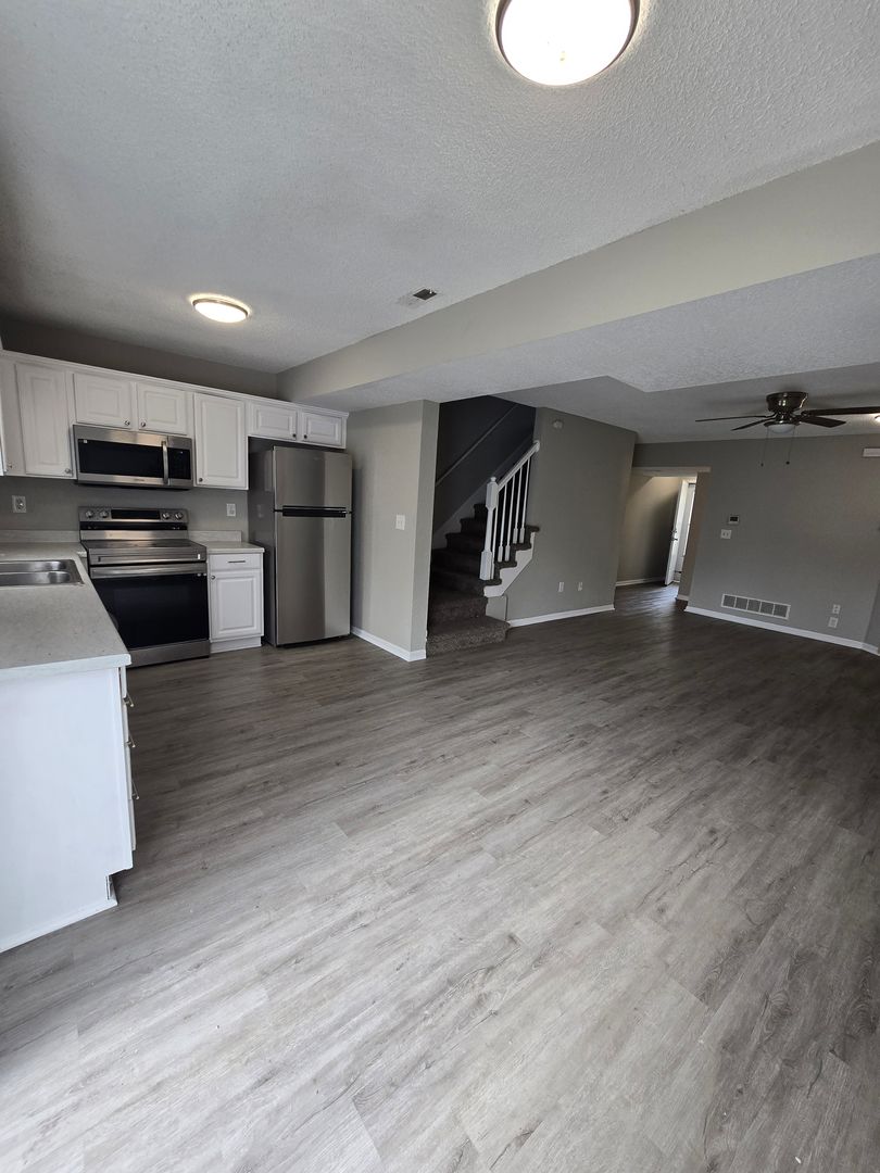 Kansas City Multiplex: 4744 Haden Ct