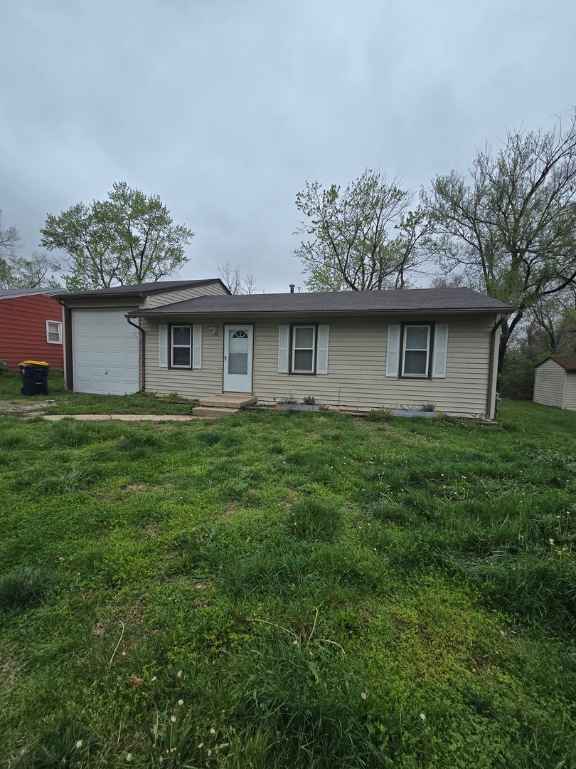 Kansas City House: 5134 N Corrington Ave