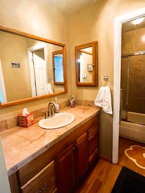 Listing photo thumbnail