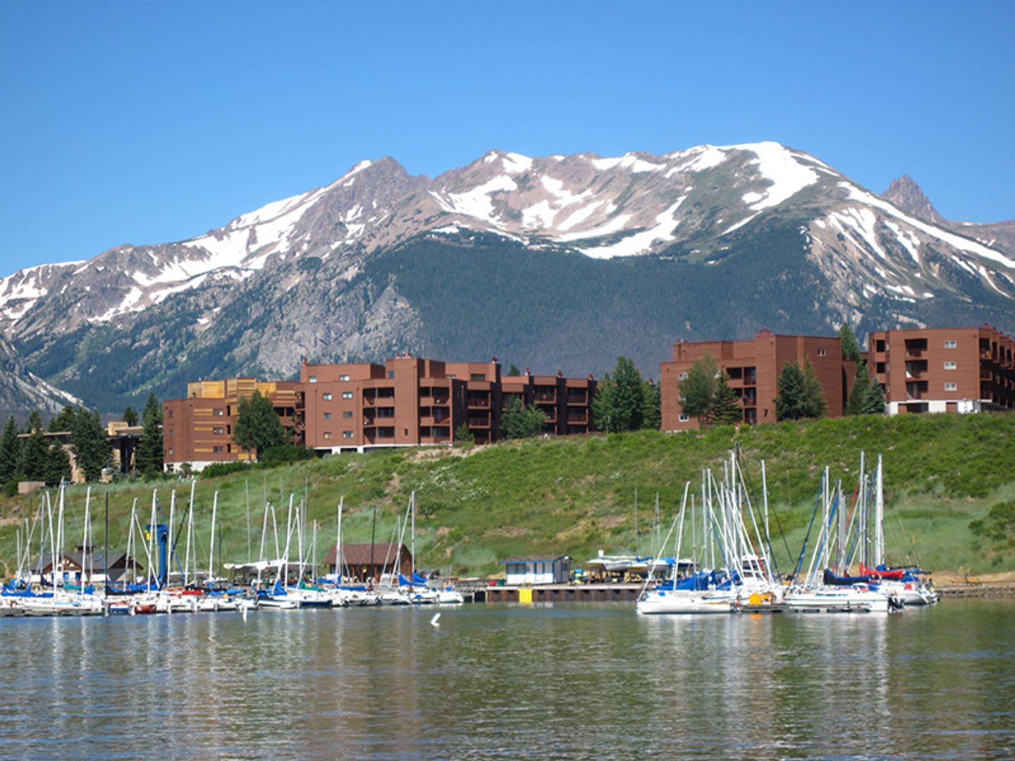 Dillon Condo: Marina Place 323