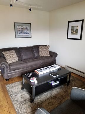 Listing photo thumbnail