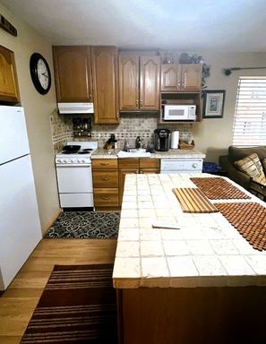 Listing photo thumbnail