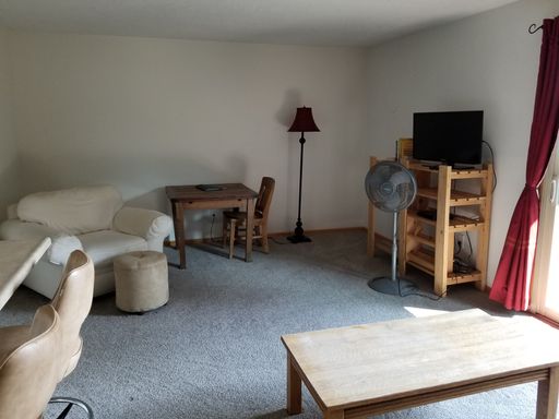 Listing photo thumbnail