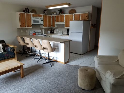 Listing photo thumbnail