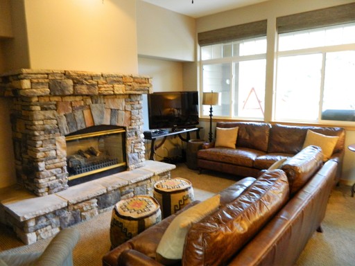 192 Robin Drive, Ponds at Blue River, Silverthorne, CO 80498
