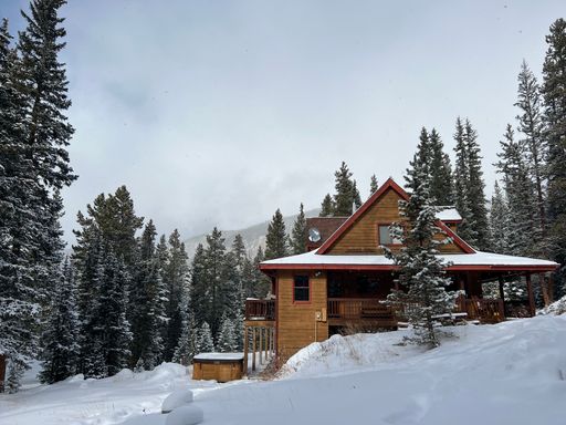 Listing photo thumbnail