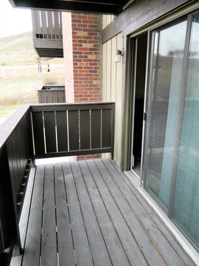 Listing photo thumbnail