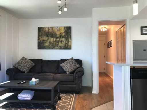 Listing photo thumbnail