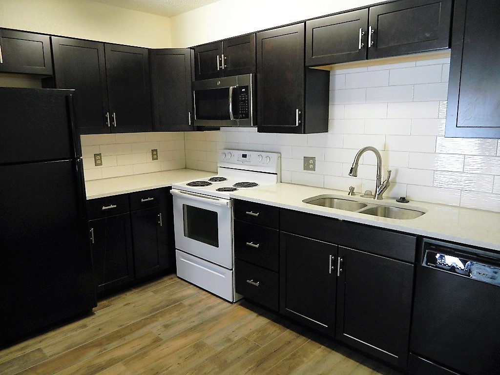 Silverthorne Condo: 559 Rainbow Village