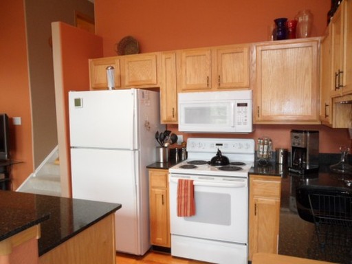 Listing photo thumbnail