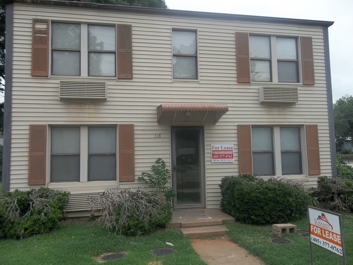 Stillwater Apartment: 1-4 118 W. Miller