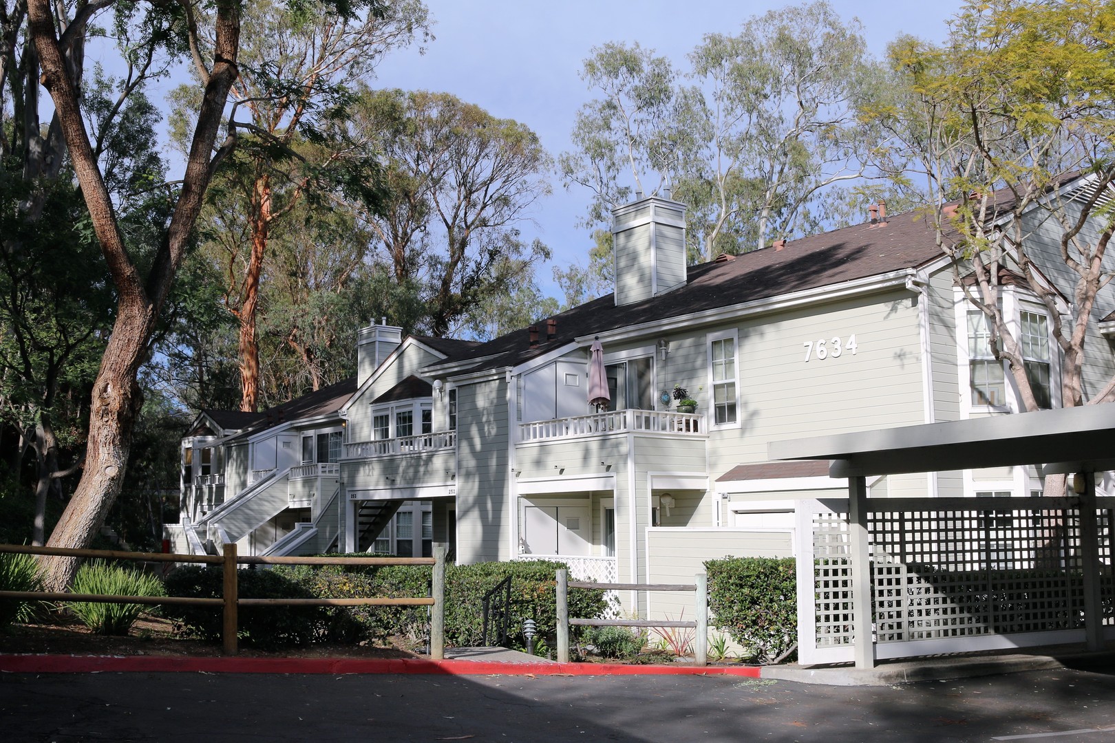 Goleta Condo: 7634 Hollister Ave #353